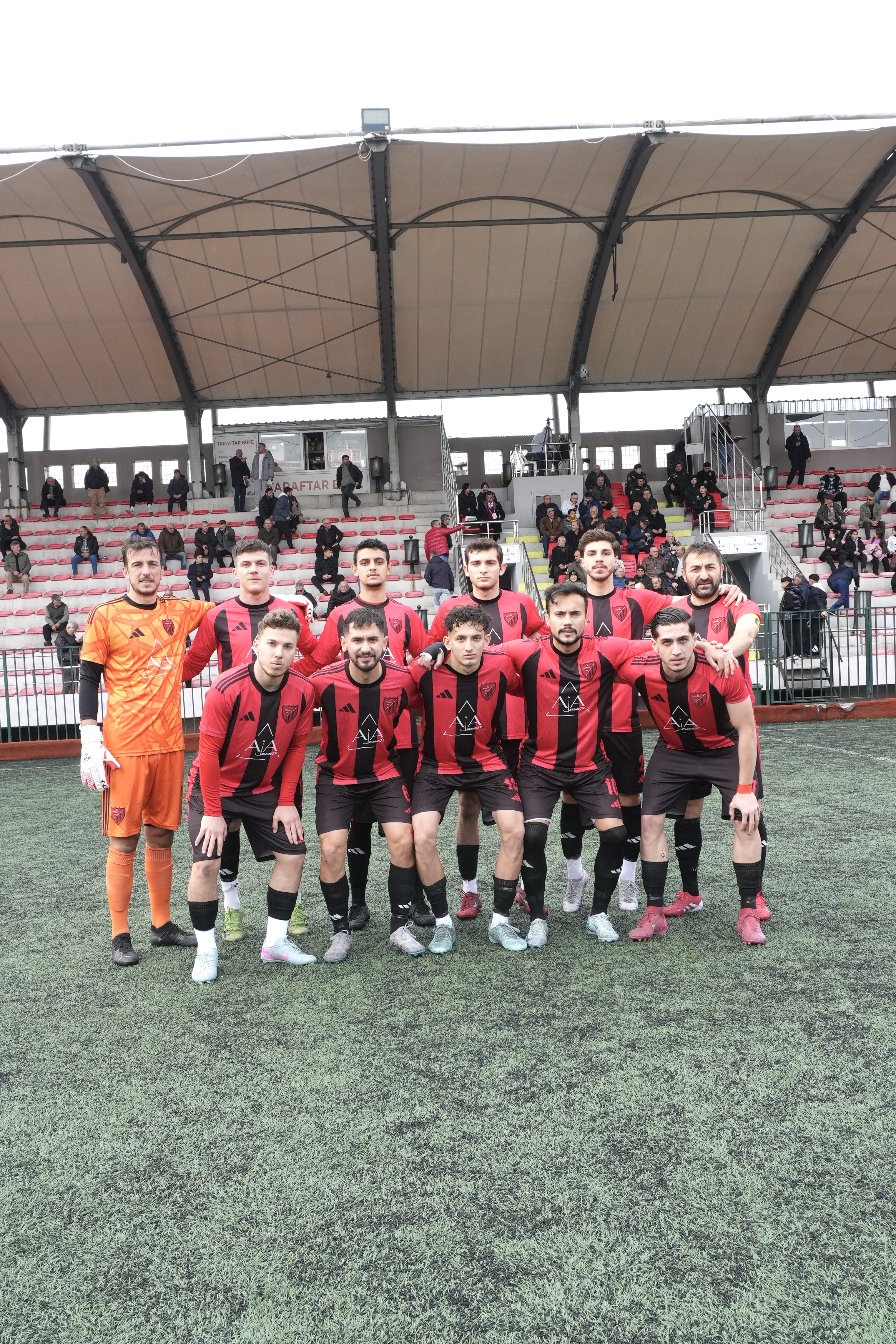 Vefaspor karşısında sahadan mağlubiyetle ayrıldık.