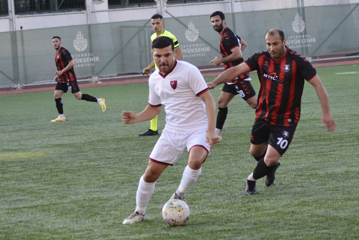 Küçükçekmece İdmanyurdu 3 golle 3 puanı aldı